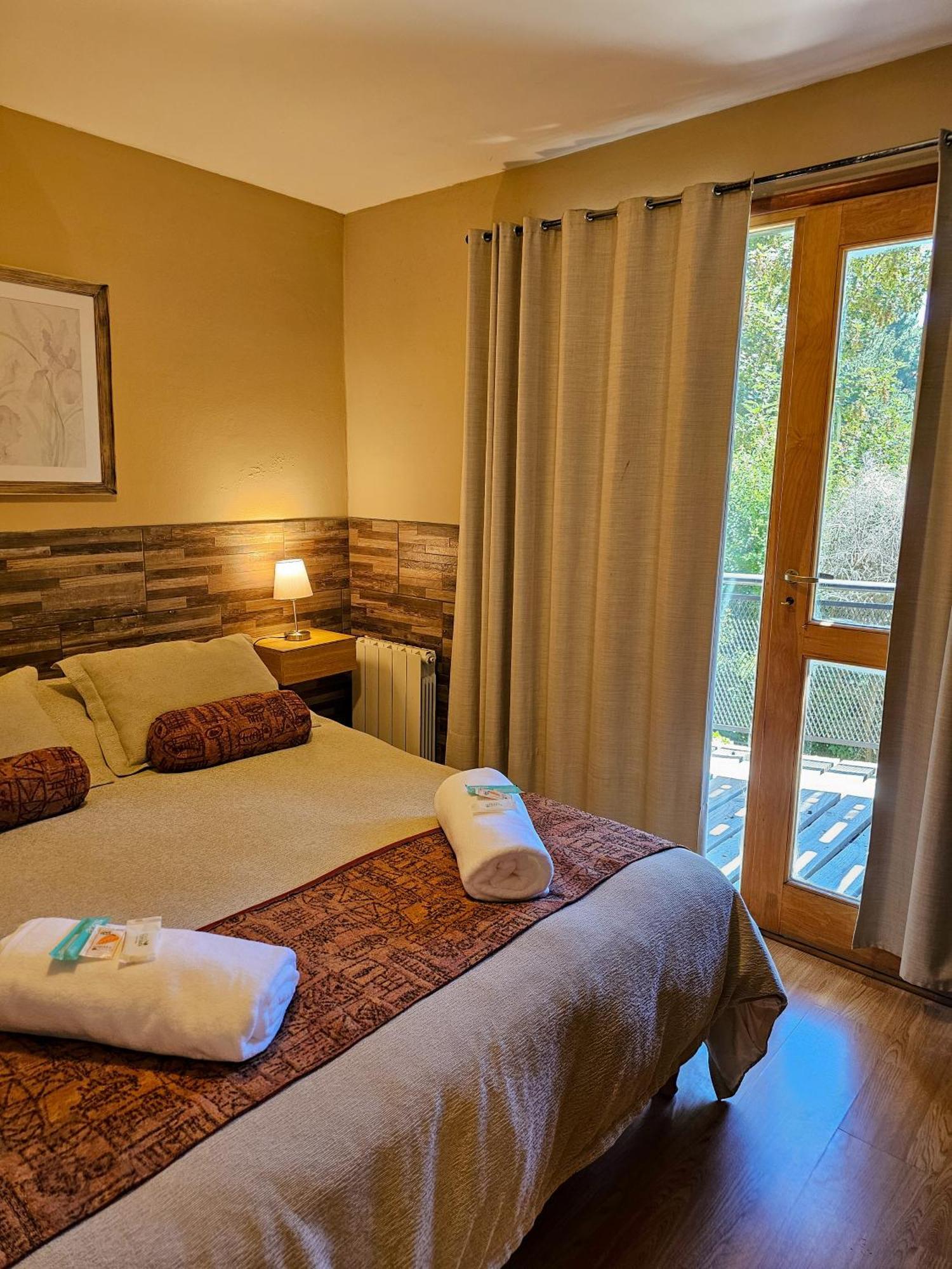 Das Rosenhaus Apart Hotel By Rosas Blancas San Martin de los Andes Ruang foto
